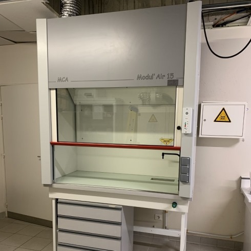 installation-maintenance-regulation-sorbonnes-de-laboratoire-bessancourt-95-France